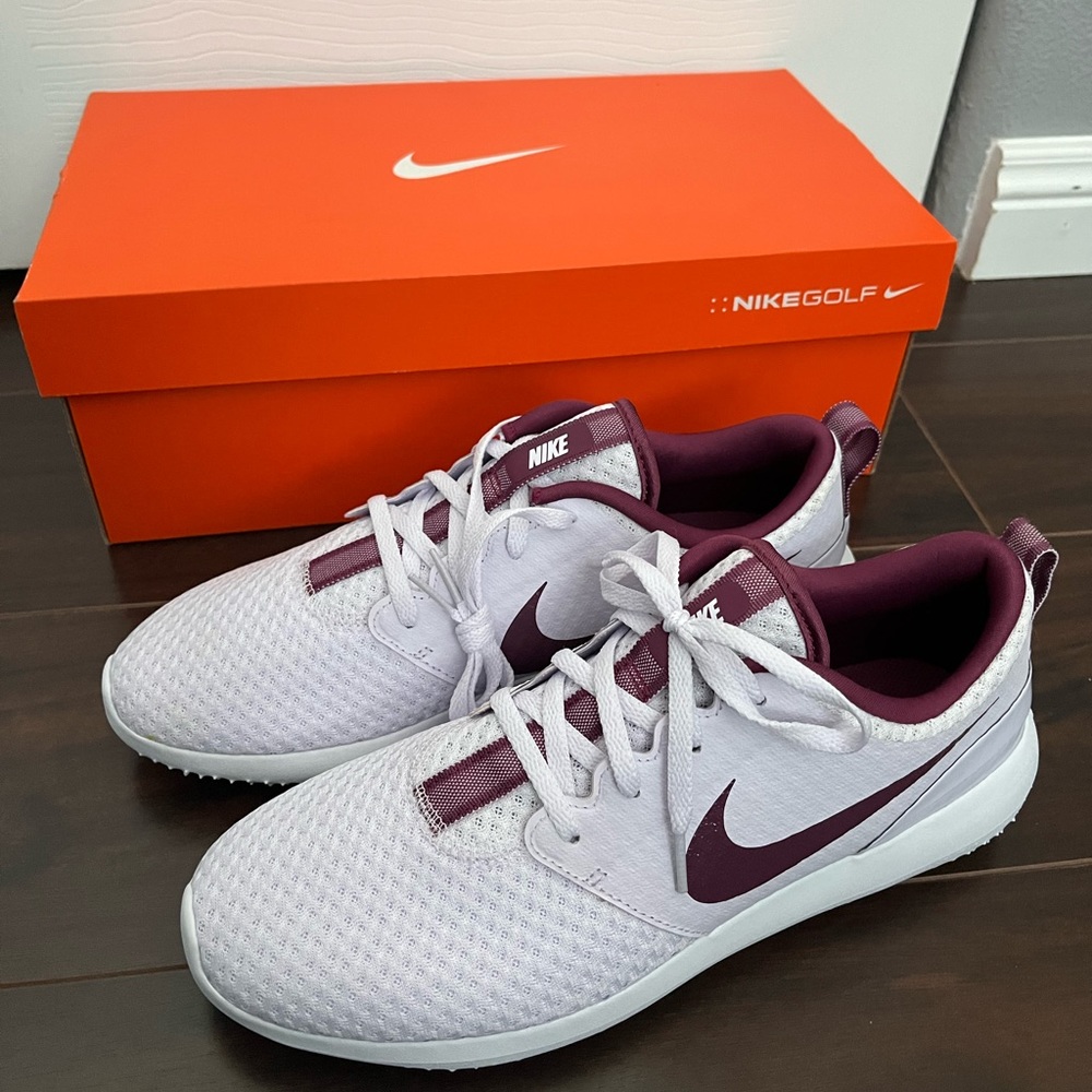 NWT Nike Roshe Women’s Golf Shoes size 9.5